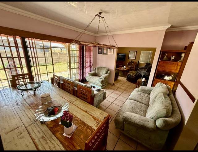 3 BEDROOM HOUSE FOR SALE IN VANDERBIJLPARK SE 6